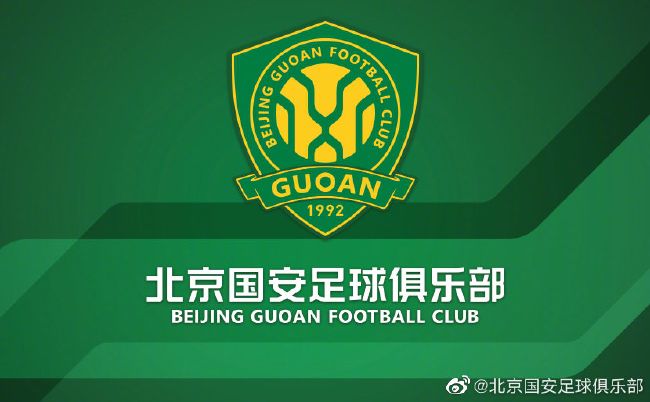 黑丝美女被爆艹